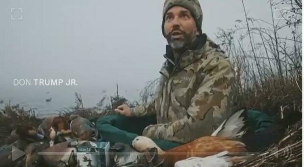 Италијански медиуми: Синот на Трамп нелегално ловел диви патки во близина на Венеција