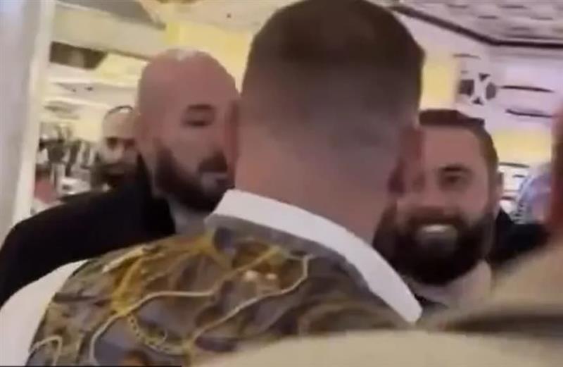 Конор Мекгрегор плукна навивач, кој му дофрлил: Напред Хабиб (ВИДЕО)