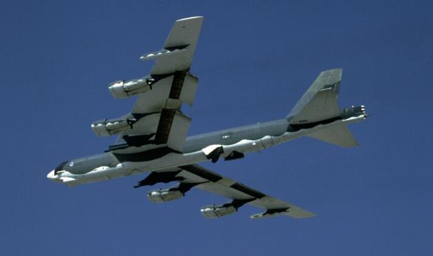 САД во Европа префрлиле нуклеарни бомбардери B-52H