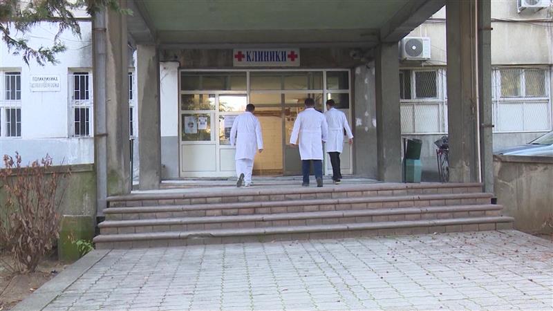 Македонија има скоро 10 000 доктори, за 10 години само на еден му била одземена лиценцата