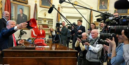 Трамп укина правило старо речиси 100 години, кое се однесува на новинари