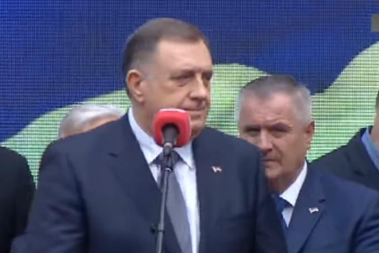 Една година затвор за Милорад Додик и шест години забрана за политичко делување 