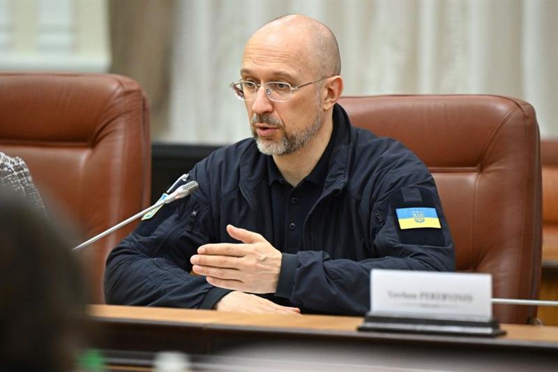 Шмихал: Украинската влада го одобри потпишувањето на договорот со САД за минералите