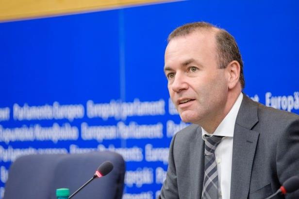 Вебер: Европа е сама и сега треба да се вооружиме самостојно