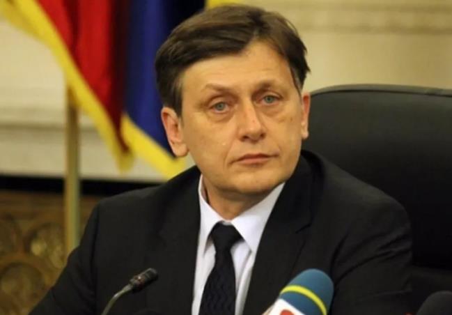 Кандидатот за претседател на Романија Гергеску е всушност „кандидат на Русија“, тврди ривалот