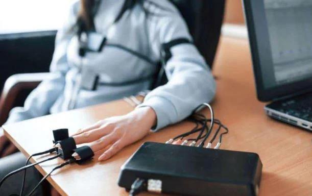 Агенцијата за национална безбедност успешно спроведе полиграфско тестирање
