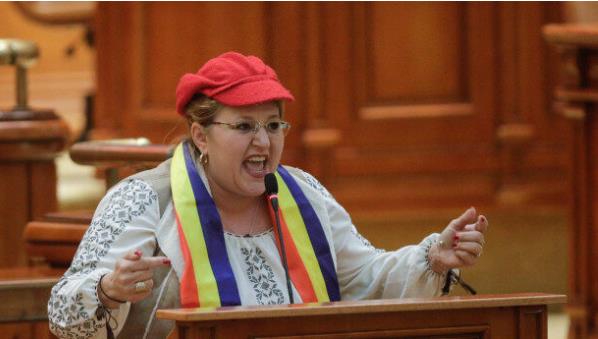Украина и забрани влез во земјата на романската европратеничка Дијана Шошоака