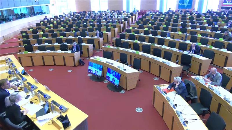 Вајц: ЕУ да даде гаранции дека уставните измени нема да доведат до дополнителни барања