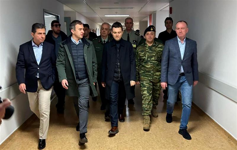 80 пациенти се лекуваат во болниците во странство, Муцунски и Таравари ги посетија