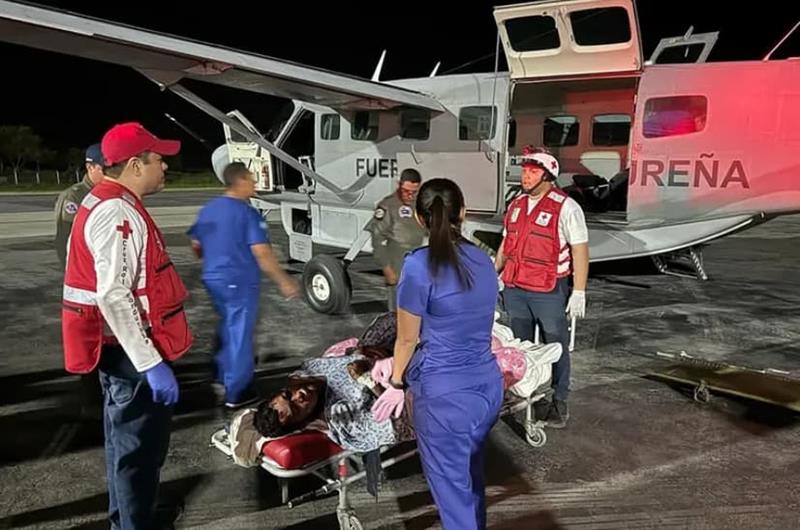 12 загинати во авионска несреќа во Хондурас, меѓу нив и познат музичар (ВИДЕО)