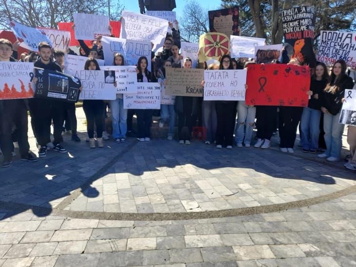 Дебрани изразија почит за загинатите во несреќата во Кочани и за нивниот Андреј „ДНК“