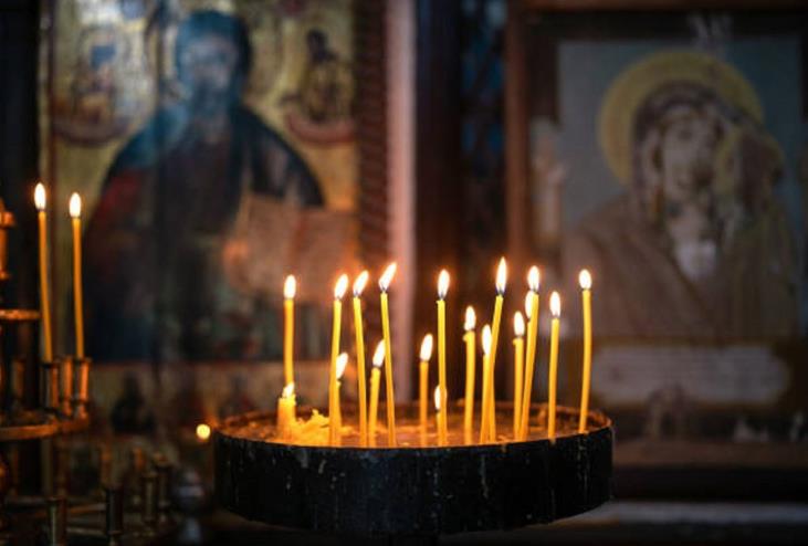 Во храмовите низ Европската епархија заупокоени литургии, молебени и донаторски акции 