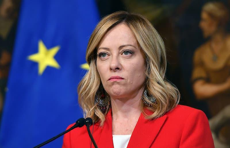 Мелони ќе учествува на состанокот на „коалицијата на подготвените“ за Украина во Париз