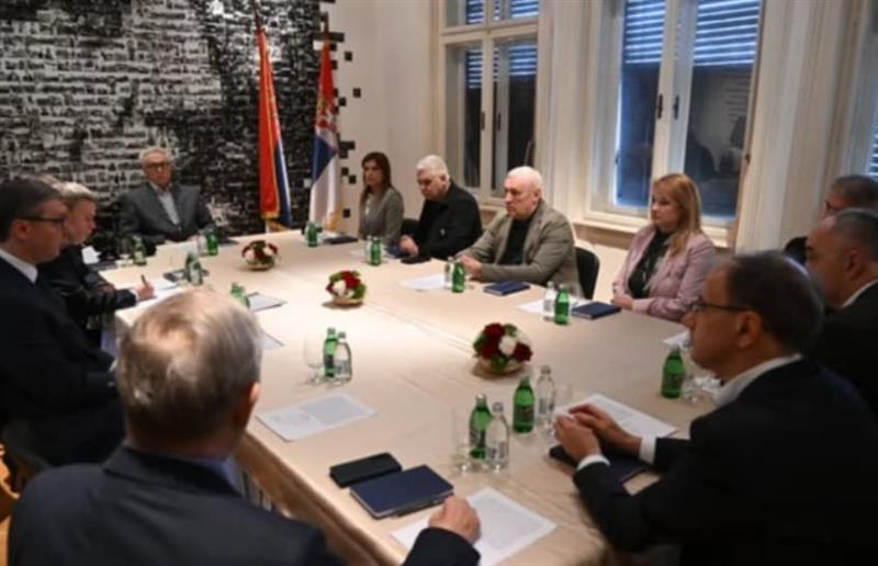 Во Белград се одржа првиот состанок на Движењето за народот и државата