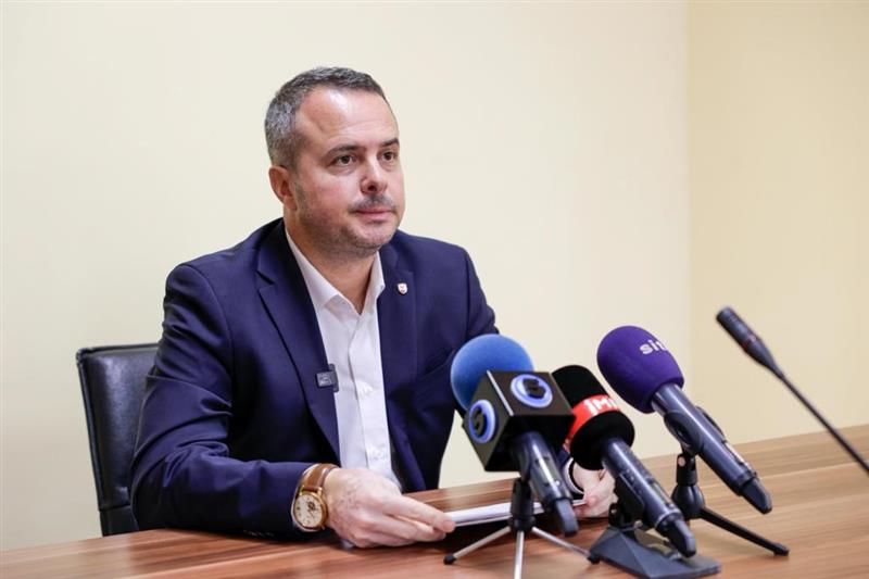 Герасимовски додели признанија на најдобрите училишни театарски претстави 