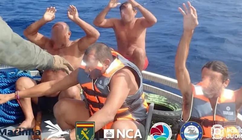 Шверцери пренесувале седум тони кокаин во нарко подморница што сами ја направиле (ВИДЕО)