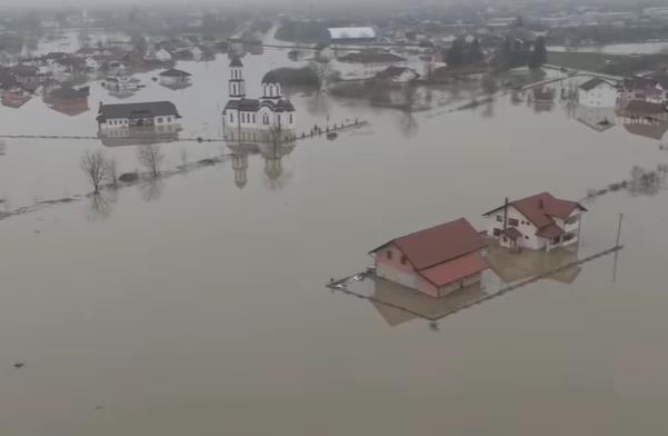 Видео: Реката Сава прави проблеми во Босна и Херцеговина 