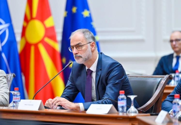 Стоилковиќ: Нека празникот Рамазан Бајрам ги осветли вашите домови и вашите срца со љубов, слог