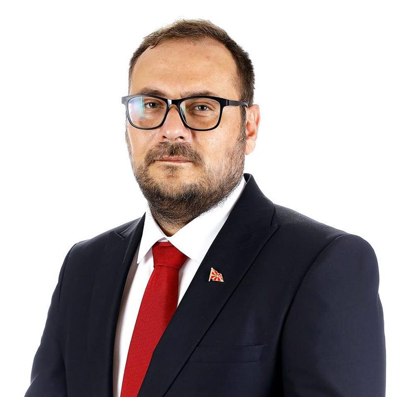 Здравковски до Крмов:Од партиската каса со двете раце во џебовите си спикал 5,000 евра