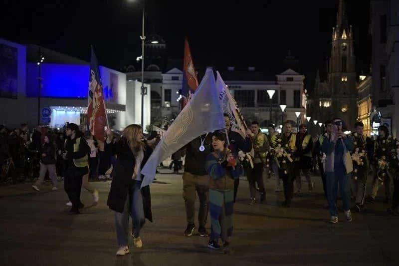Српски студенти во блокада в среда тргнуваат со велосипеди до Стразбур