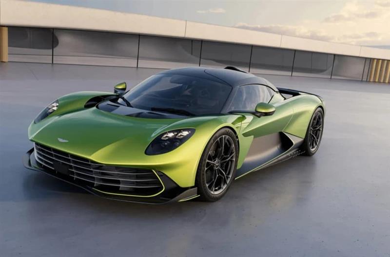 Тестовите при крај: „Aston Martin“ со 1.000 коњски сили!