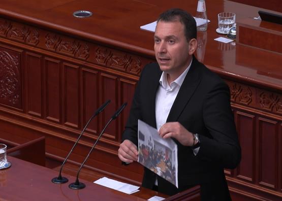 Талевски до Тошковски: Началник од Кочани на партиски состанок