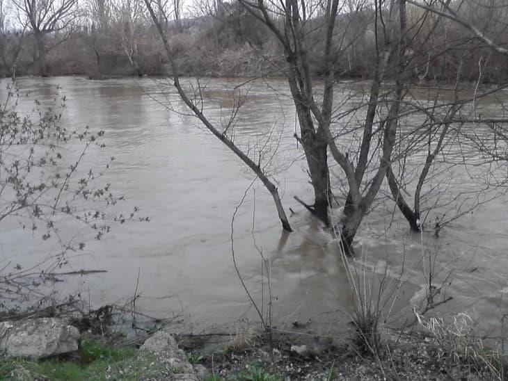 ЦУК: Можно зголемување на водостојот на реките во западниот дел на Македонија