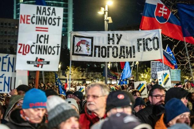 Масовни протести во Словачка против контроверзен закон за невладини организации