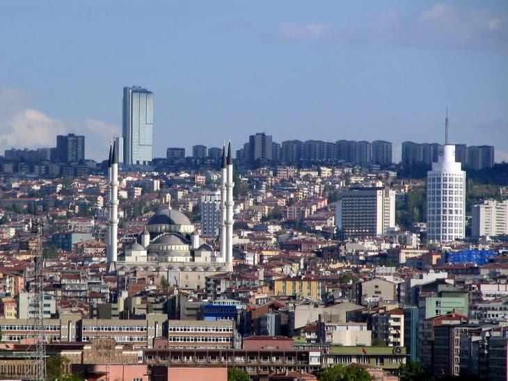 Лидерот на најголемата опозициска партија во Турција побара предвремени избори