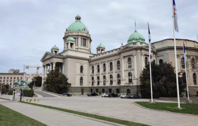 Србија: Новиот мандатар треба да поднесе експозе, да предложи програма и состав на кабинетот