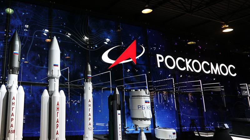 Руска ракета со тројца космонаути полета кон МВС
