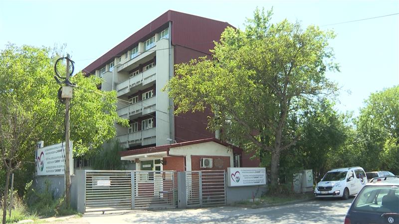 Барале и примиле поткуп од 20.000 евра–уапсени директор на здравствена установа и посредник