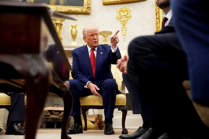 Трамп ноќеска ѝ воведува царини на Кина од 104% 