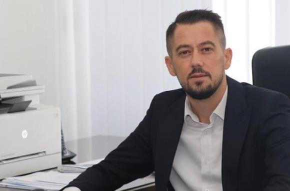 Алијансата за Албанците го исклучи Мухсин Арифи од партијата поради сомнежи за мито