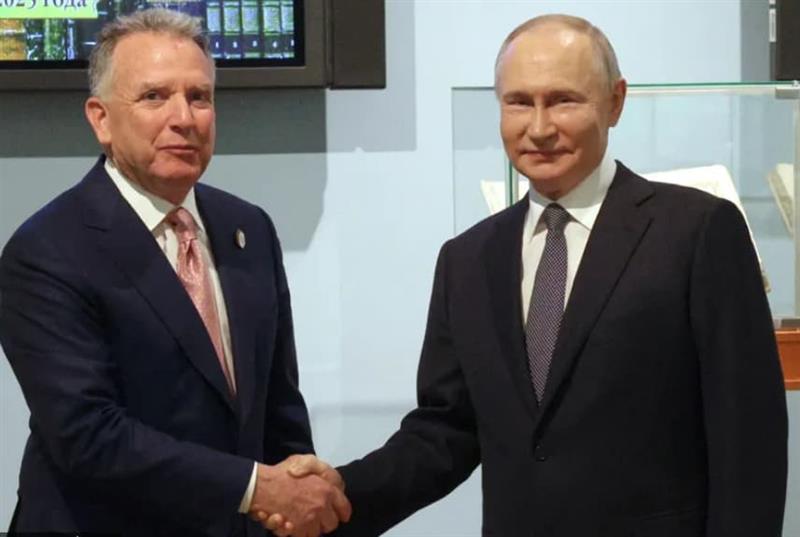 Во Санкт Петербург се сретнаа претставникот на Трамп,Виткоф со рускиот претседател Путин(ВИДЕО)