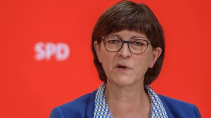 Ко-лидерката на СПД сака најмалку четири жени од партијата да бидат министерки во новата влада 