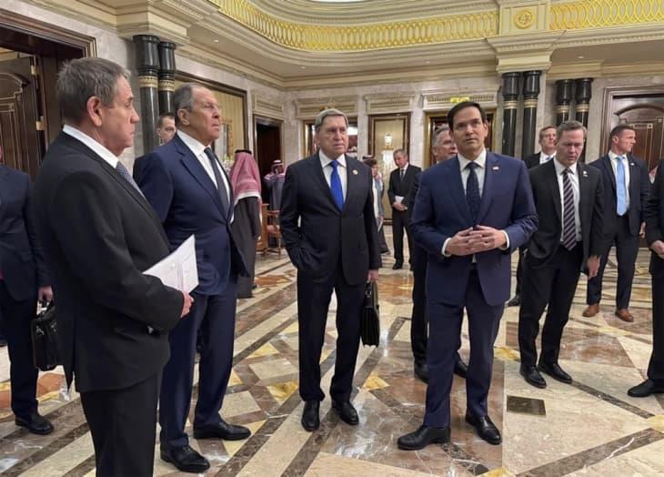 Рубио до Лавров: САД можат да се откажат од мировните напори за Укарина ако нема напредок