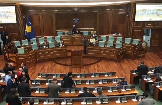 Повторно прекината конститутивната седница на новиот Парламент на Косово