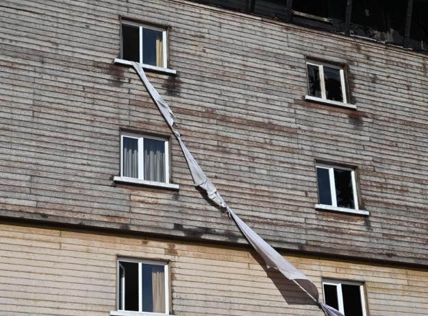 Маж прељубник, бегајќи од сопругата паднал од 4 кат во хотел