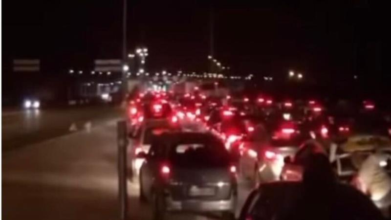 На Табановце и Богородица се чека околу еден час за влез во Македонија