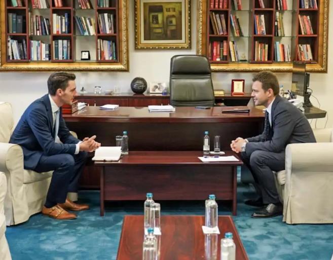Средба на министерот Муцунски со Дитрих Јон, одговорен за Европа и Евроазија 