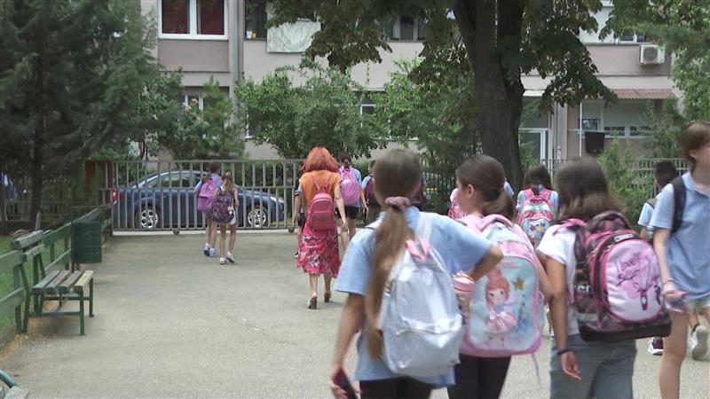 Страв, гнев и вознемиреност најчести проблеми пријавени на линијата за помош на деца