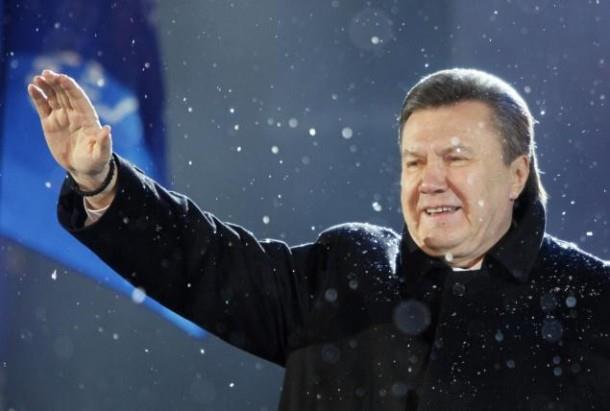 Виктор Јанукович осуден на 15 години затвор за нелегално преминување на границата 