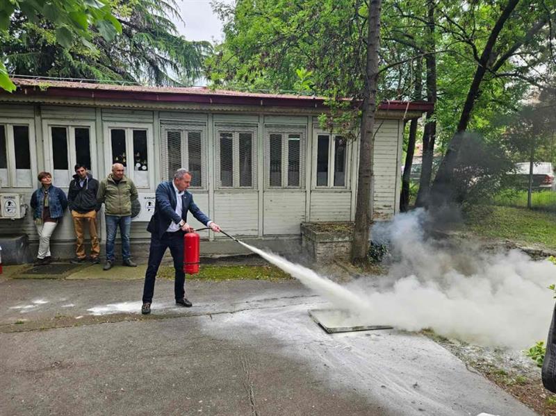 Герасимовски: Противпожарната обука и брзата реакција се клуч за безбедноста на институциите 