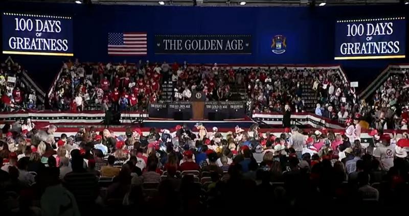 Трамп со голем митинг одбележа 100 дена на власт 