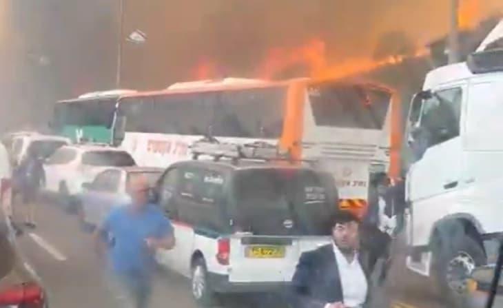 Видео: Полицијата го затвори автопатот Ерусалим-Тел Авив поради пожар кај Ерусалим