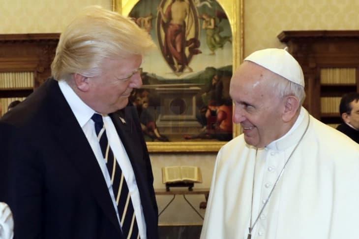 Трамп: Би сакал јас да бидам папа