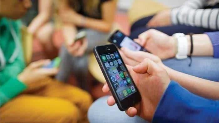 Финска донесе закон за ограничување на употребата на мобилни телефони за време на настава