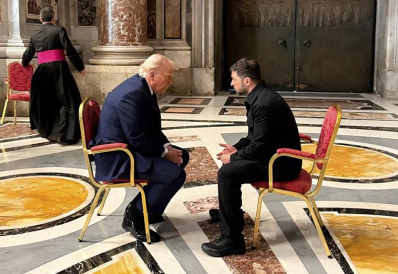 Трамп за разговорот со Зеленски во Ватикан