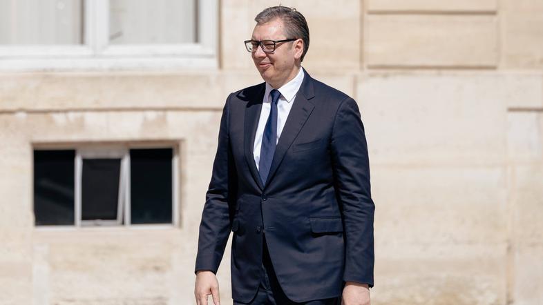 Вучиќ си замина од ВМА, министерот Мали не ја исклучува можноста да оди во Москва: Даде збор 